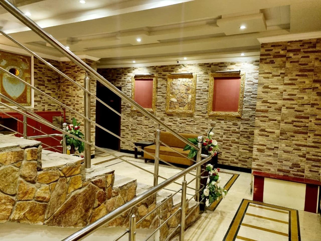 Triple One Hotel Suites Abbottabad Zewnętrze zdjęcie
