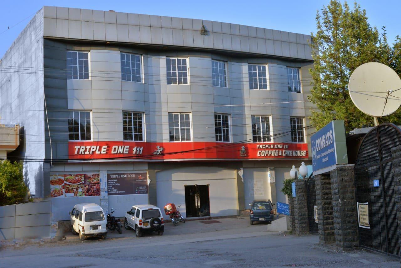 Triple One Hotel Suites Abbottabad Zewnętrze zdjęcie